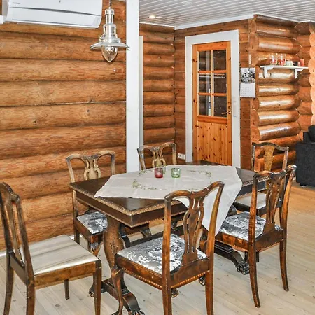 Holiday home Piilopirtti By Interhome Salonnena